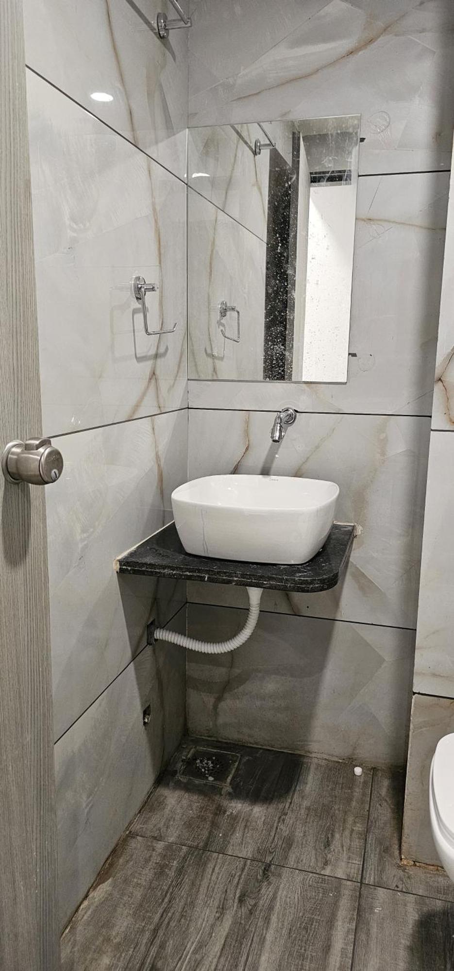 Hotel Allen Ахмедабад Екстериор снимка